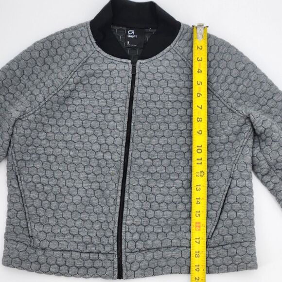 GAP Fit Jacquard Quilted Bomber Jacket Womens Size Small Black White Hexagon - Picture 5 of 9